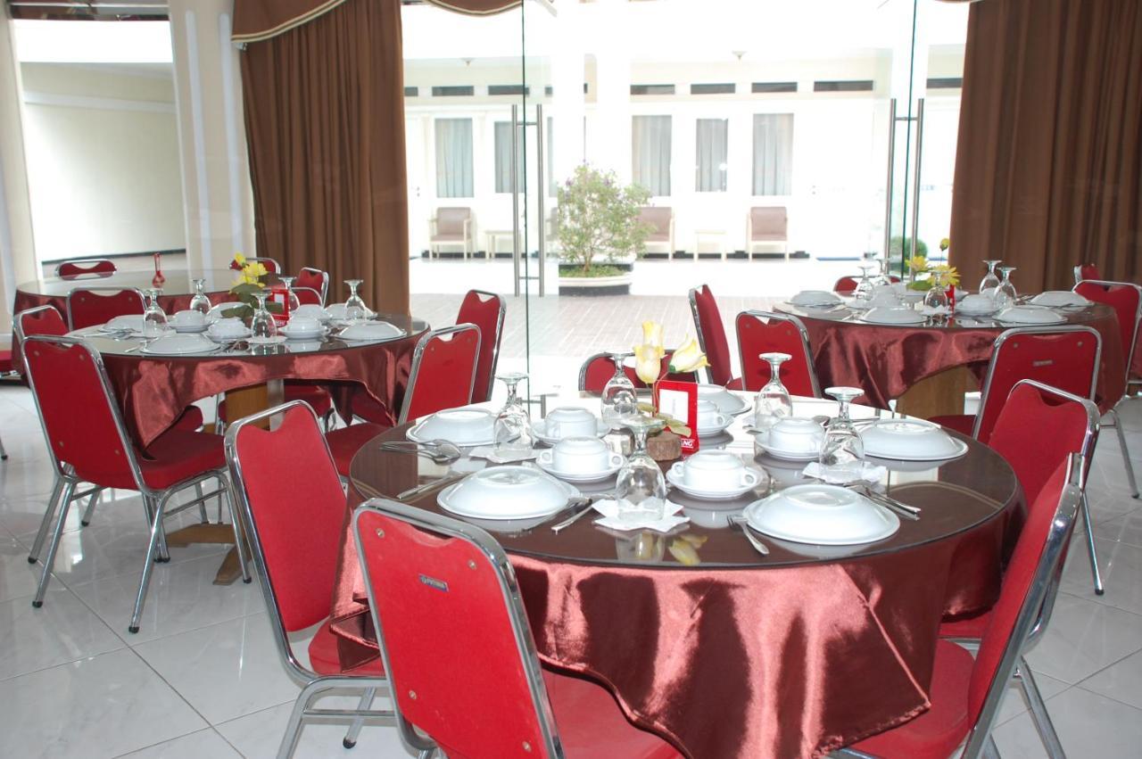Delaga Biru Convention Hotel Bogor Exterior foto